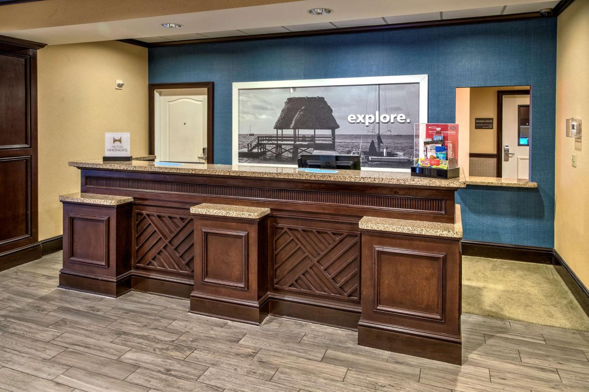 Hampton Inn & Suites Stuart-North Exterior photo